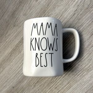 RAE DUNN Mama Knows Best artisan by magenta collection coffee tea mug cup.